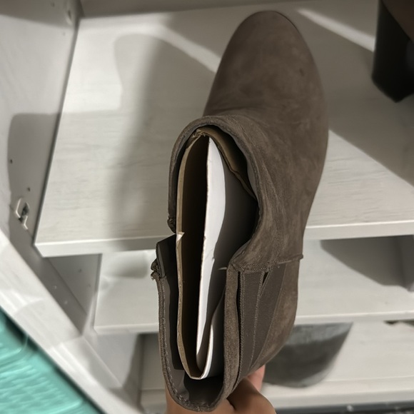 Heeled booties !! - Picture 5 of 5